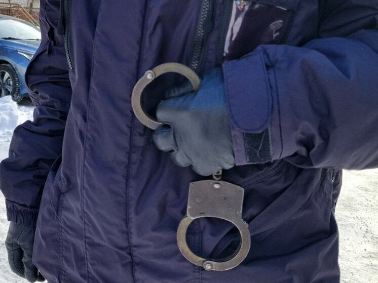 Три года исправительной колонии получил мужчина за ограбление невиновного в Амурской области