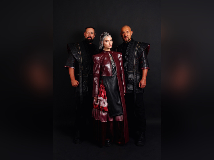 Глава Башкирии присвоил звания участникам группы Ay Yola