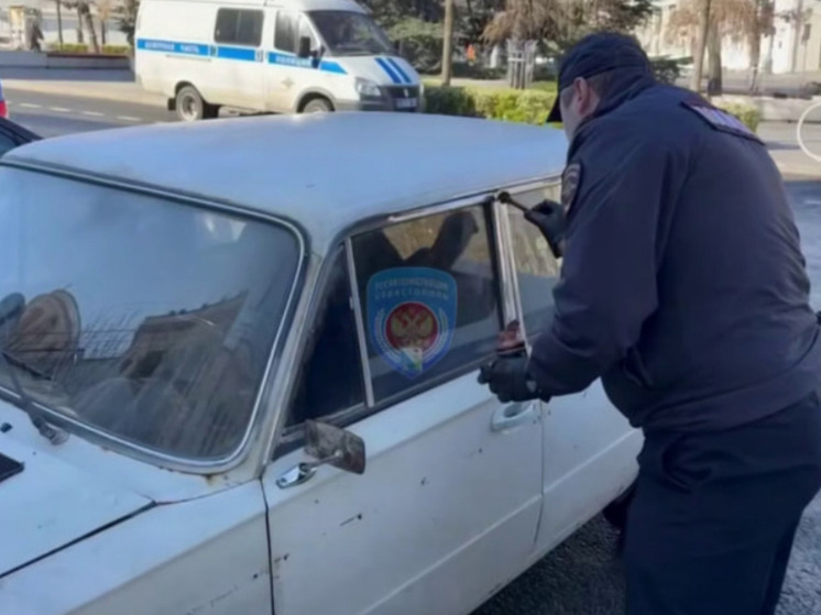 В Севастополе по горячим следам задержали угонщика автомобиля
