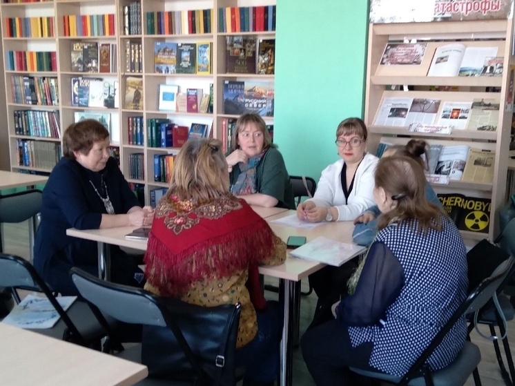 В библиотеке состоялась встреча членов объединения «Память рода»