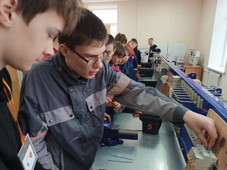 Семь тысяч школьников Приангарья заинтересовались «Профессионалитетом»