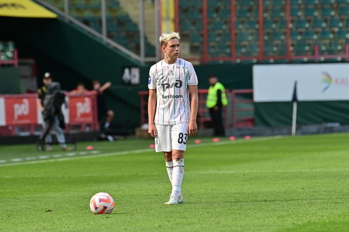 Ринат Билялетдинов объяснил, почему Батраков не является вожаком «Локомотива»