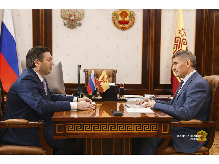 Олег Николаев встретился с руководителем Приволжского управления Ростехнадзора Азатом Мубаракшиным