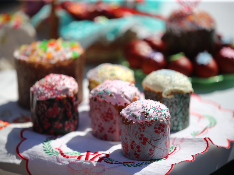 Волгоградцам назвали стоимость кулича на Пасху в 2025 году