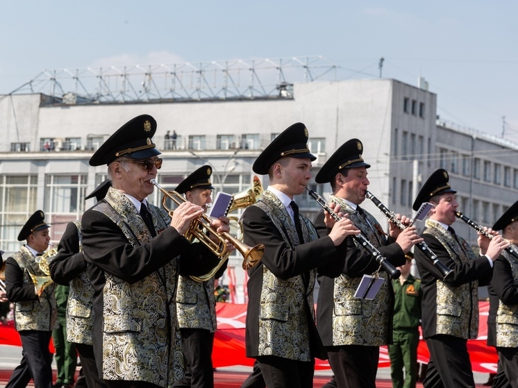 Из-за репетиций ко Дню Победы в Новосибирске перекроют улицы