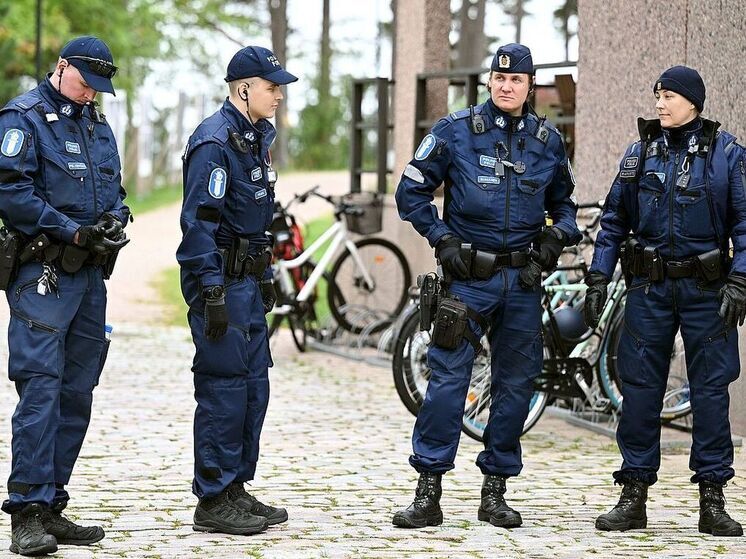 Yle: полицейские Финляндии проводят первую за 50 лет забастовку
