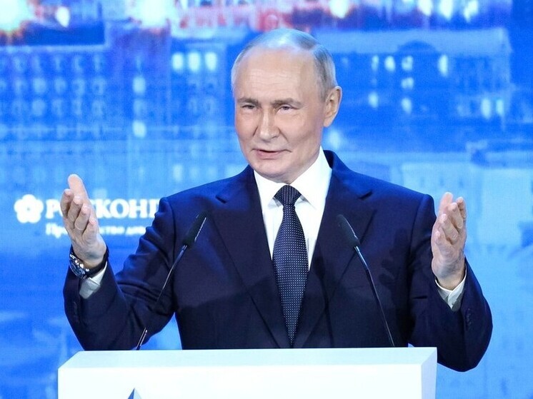 Путин призвал привести в порядок дорожные нормативы в России