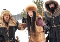 Эксперты считают, что песня на башкирском языке «Хумай» фолк-группы Ay Yola и Александр Овечкин, побивший рекорд Уэйна Гретцки, «пробили культуру отмены России»