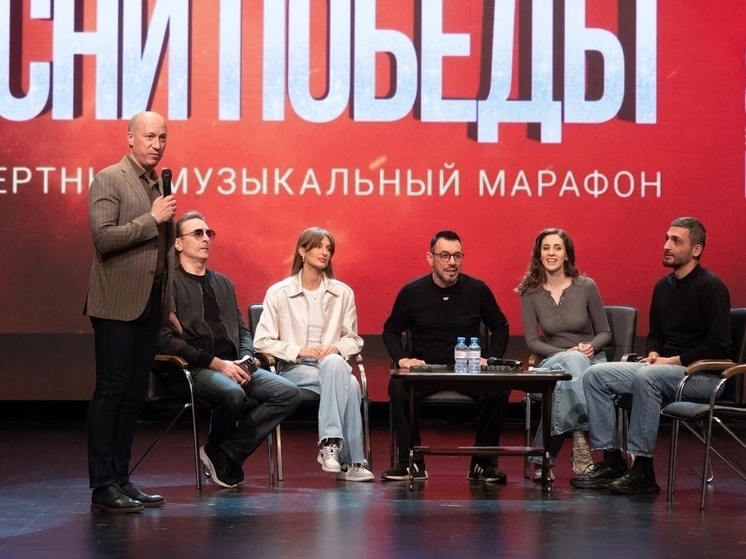 Солисты арт-групп «Хор Турецкого» и «Сопрано Турецкого» встретились с орловской молодёжью