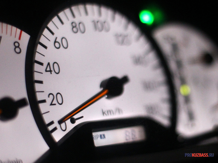 В Кемерове у Парка ангелов разбились несколько машин