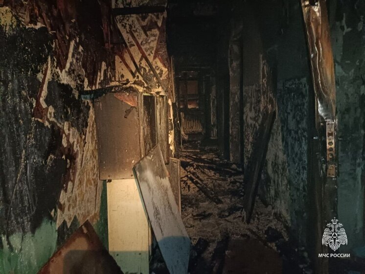 При пожаре в Уфе спасли 13 человек