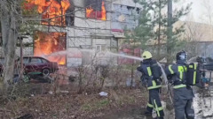 В Курске горит цех по переработке резины: видео