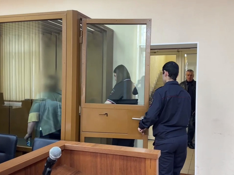Калининградского экс-замминистра здравоохранения отправили под домашний арест