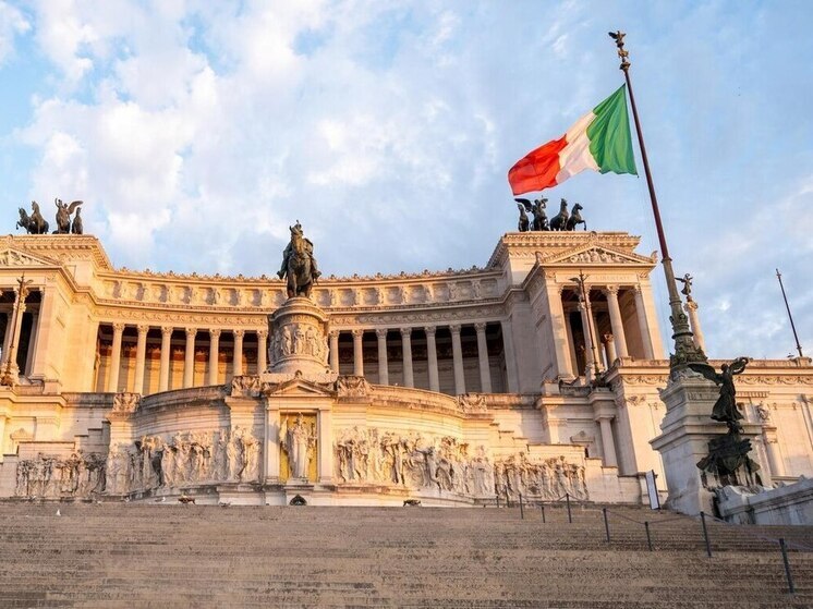 Reuters: Италия потребует ухода UniCredit из России