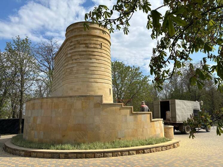 В Волгограде приводят в порядок «Девичью башню» в парке «Дружба: Волгоград – Баку»