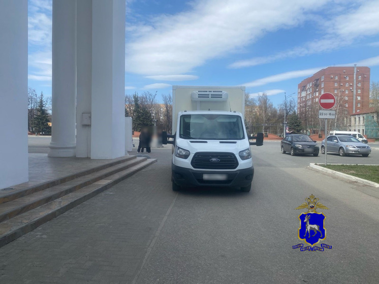 82-летний пешеход попал под колеса Ford в Самарской области утром 16 апреля