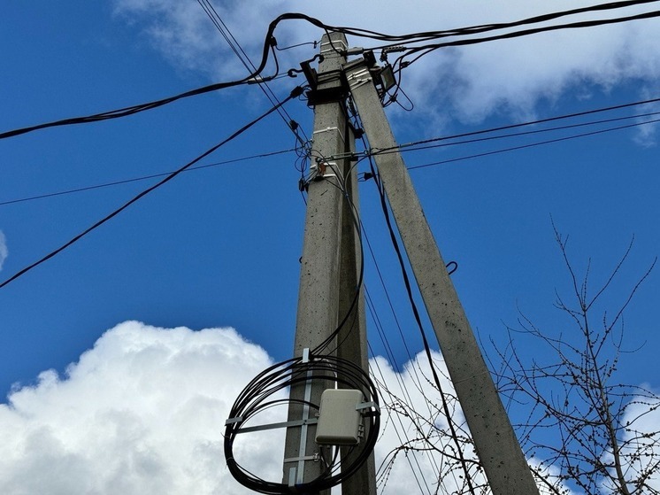 «Россети Кубань» демонтировали незаконные подвесы ВОЛС в Северской и Горячем Ключе