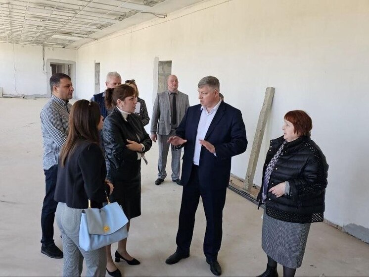 В селе Пятовском строят "школу будущего"