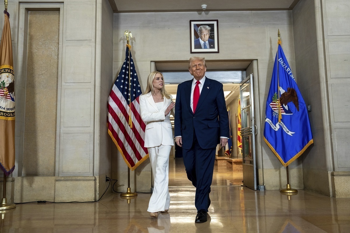 Один из штатов США, Мэн, будут судить за нарушение знаменитого указа Трампа.