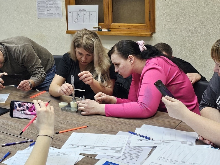 Рабочая группа на ООО «Роял Кейк» успешно прошла тренинг «Быстрая переналадка Smed»