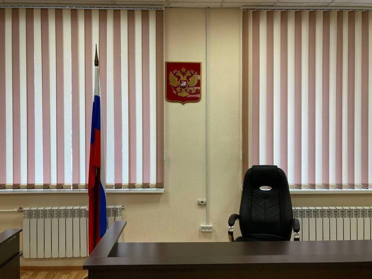 Бил, оскорблял и обливал холодной водой собственную мать житель Приамурья