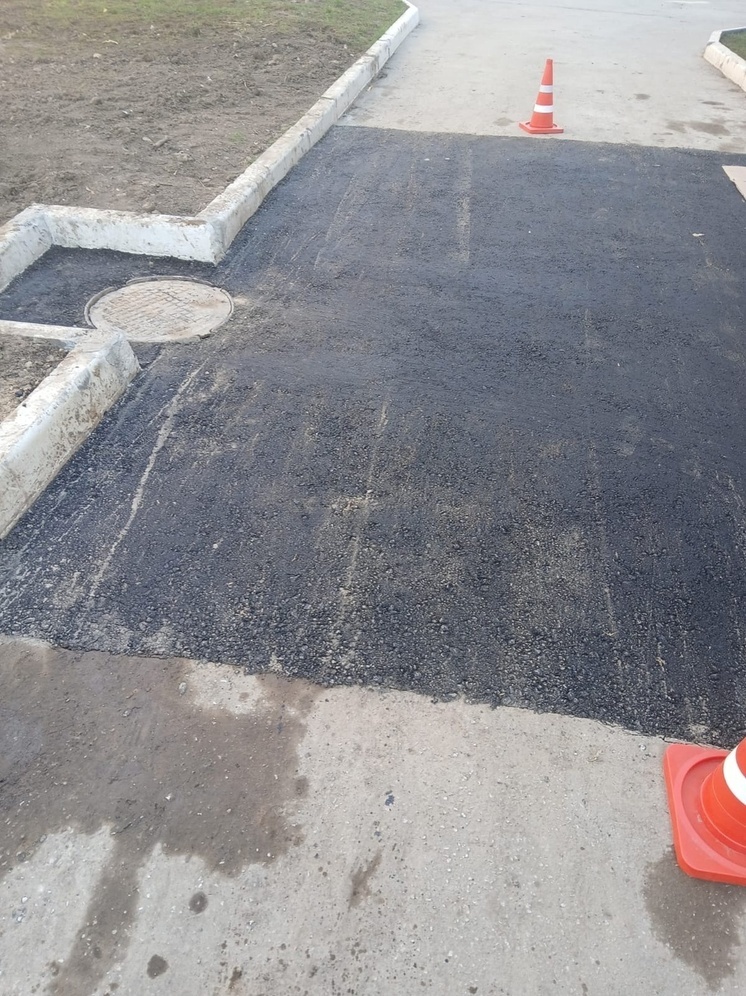 В Калуге начали асфальтировать коммунальные разрытия