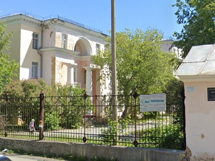 Екатеринбургскому пиарщику, осужденному за оправдание терроризма, удалили глаз