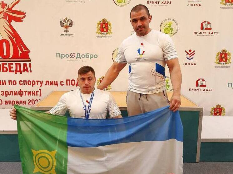 Паралимпиец-силач из Хакасии привез серебро с чемпионата России по пауэрлифтингу