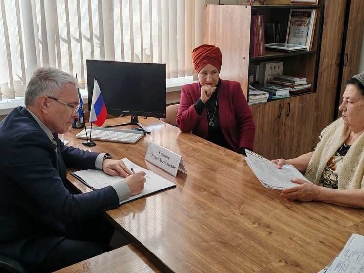 Депутат Эдуард Кузнецов провел очередной прием граждан в столице Кубани