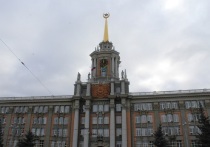 Глава Екатеринбурга Алексей Орлов принял решение о сокращении должности заместителя, который курировал вопросы содержания улично-дорожной сети и благоустройства городских территорий