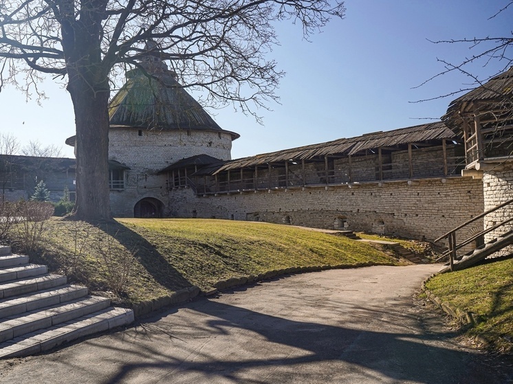 Костюмированная экскурсия "На службе государевой" пройдет в Пскове в эти выходные