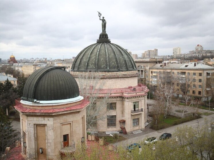 В Волгограде возле планетария нашли неразорвавшуюся мину времен войны