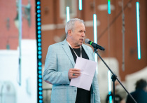 Российский музыкант, лидер группы "Машина времени" Андрей Макаревич* (признан в России иностранным агентом) подтвердил, что после окончания конфликта даст бешеный концерт в Киеве, но не в России