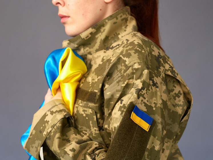 Украинские националисты создают отряды операторов беспилотников, в которых служат одни лишь мобилизованные украинки