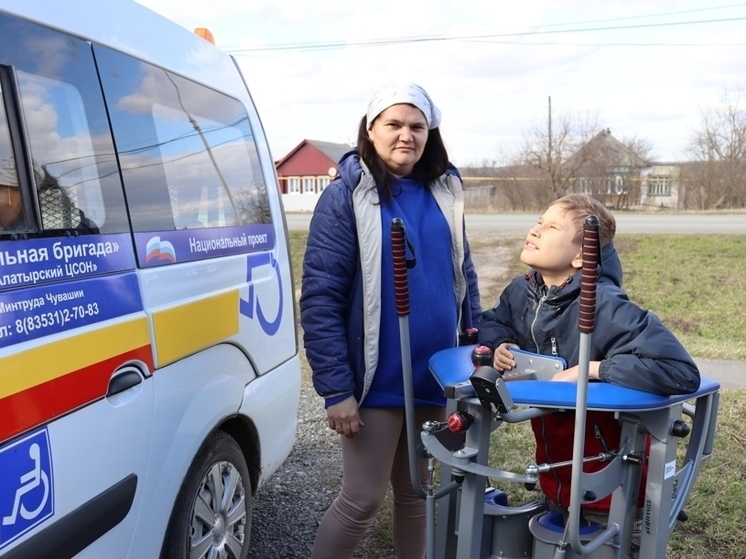 В Алатыре детям с ограниченными возможностями помогают восстановиться дома