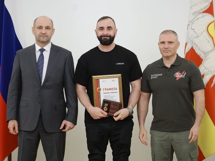 Журналисты из Челябинской области получили награды за помощь бойцам