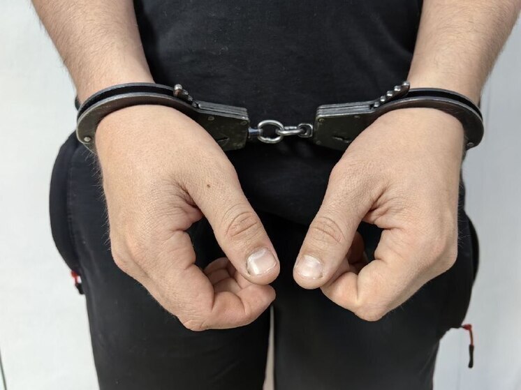 Порядка 1,1 тысячи осужденных проверили полицейские Амурской области