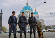Общественную безопасность накануне праздника Пасхи и в пасхальную ночь совместно с представителями МВД обеспечивали более 50 тыс