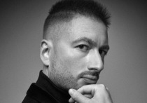 Илья Демуцкий — российский композитор, чьи произведения идут на ведущих сценах мира: Большой театр, Kennedy Center (Washington), London Coliseum, Shanghai Grand Theatre, Teatro Comunale Luciano Pavarotti, Сиднейская и Дубайская Оперы