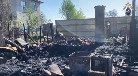 В Астрахани сгорел частный дом, погибли пятеро детей: видео с места ЧП