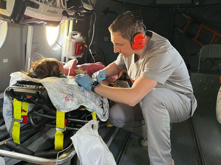 Ребенка с тяжелой травмой эвакуировали из Вольска в Москву