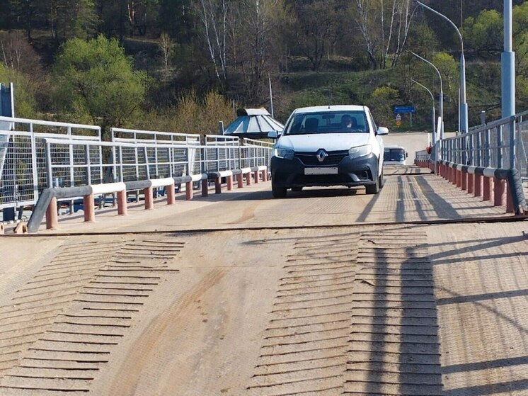 Движение по мосту через Оку в Дугне возобновили