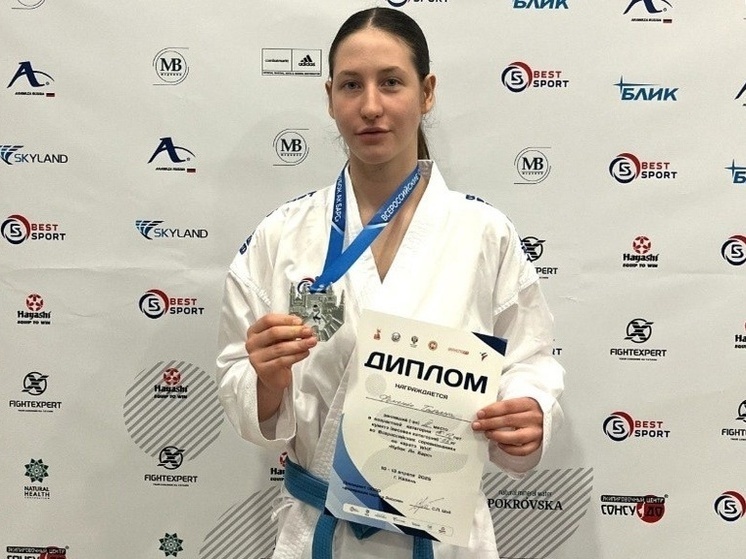 Сочинка завоевала серебро на всероссийских соревнованиях по каратэ