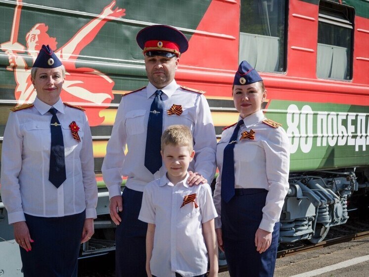 Калужские следователи посетили «Поезд Победы»