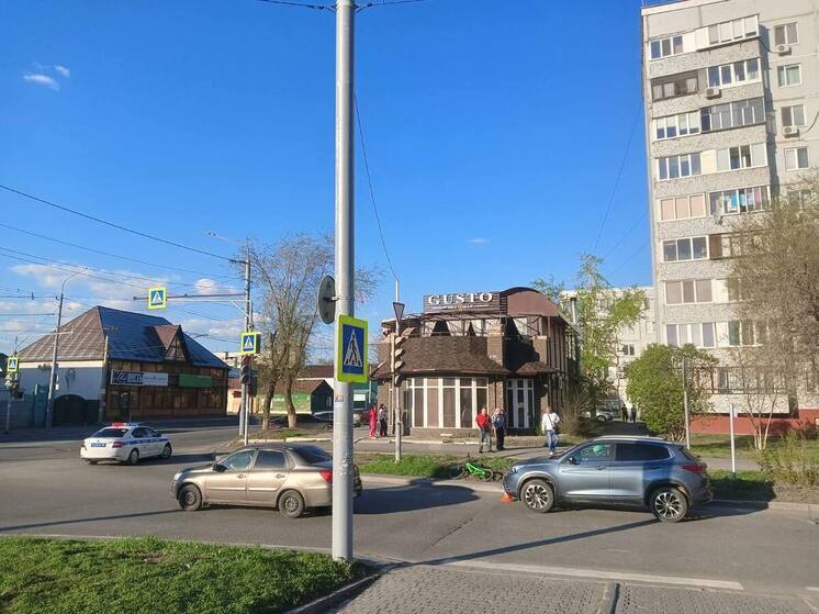 В центре Оренбурга автомобиль сбил девочку