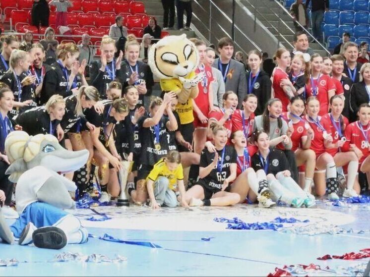 Астраханские гандболистки стали вторыми на Кубке России