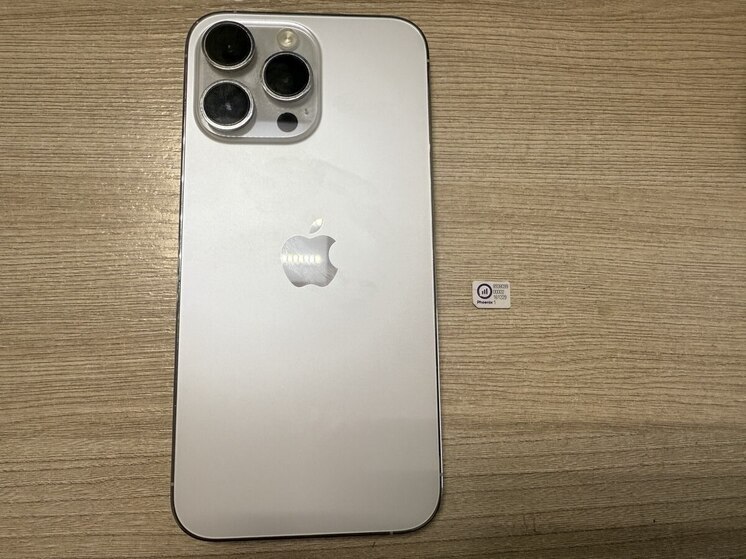 Житель Тореза в магазине украл iPhone