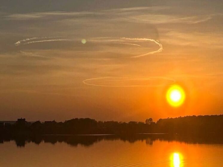 Мистические круги появились в небе над Серпуховым