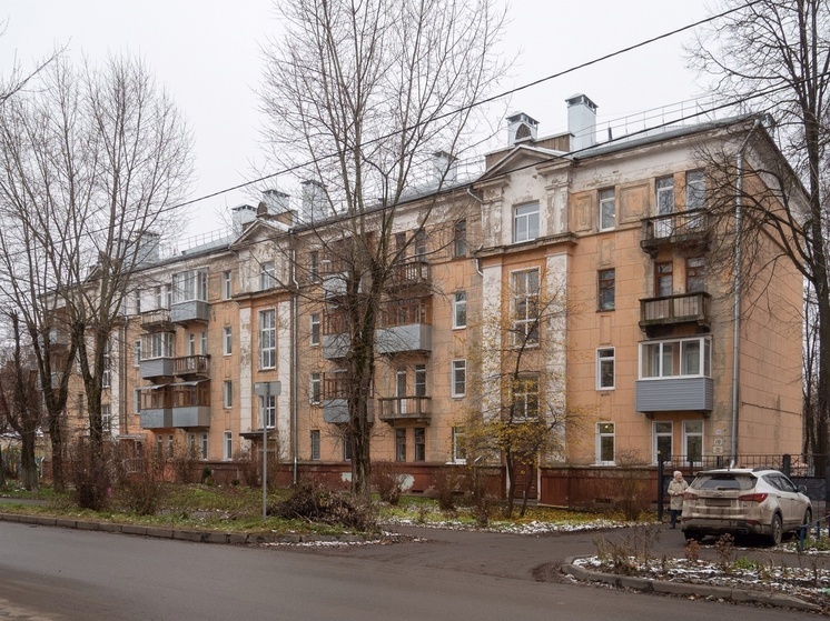 Исторический облик вернут окнам в подъезде 29-квартирного дома в Иванове