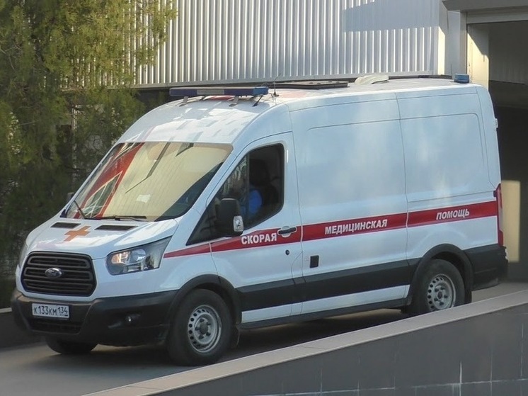 В Волгоградской области на обочине дороги сбили женщину